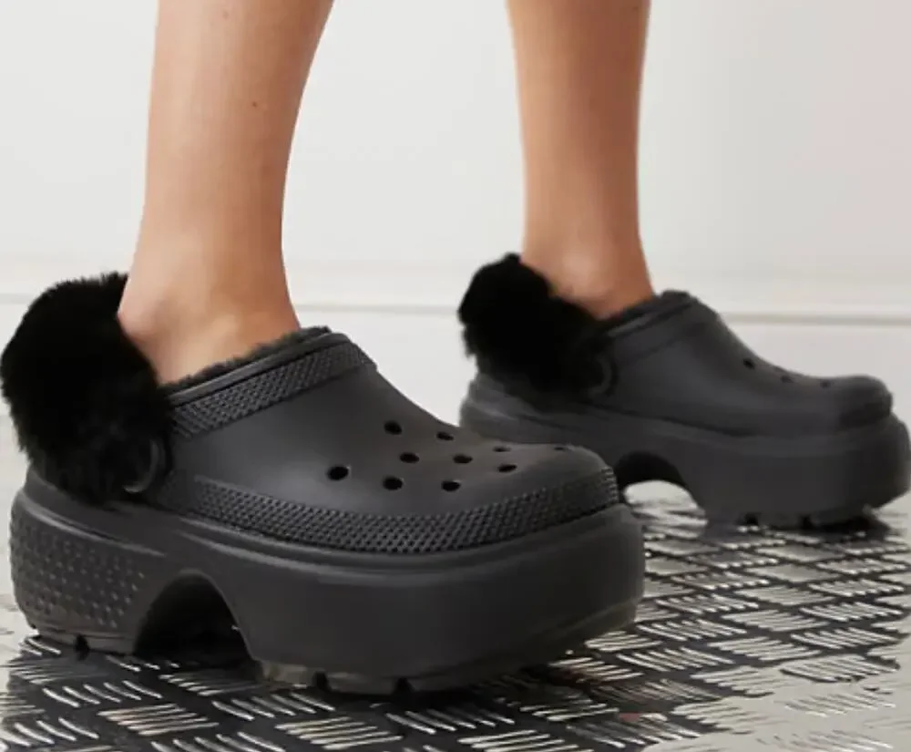Crocs Faux Fur Lined Platform Clogs All Black Vegan Lug Sole Unisex M5 W7